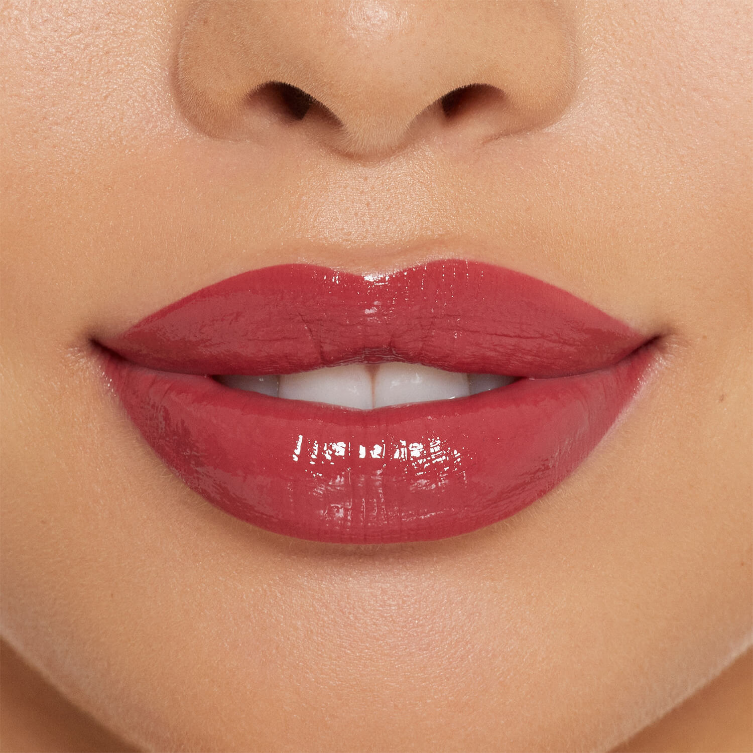 KJ LIP SHINE LACQUER (LABIAL LÍQUIDO)
